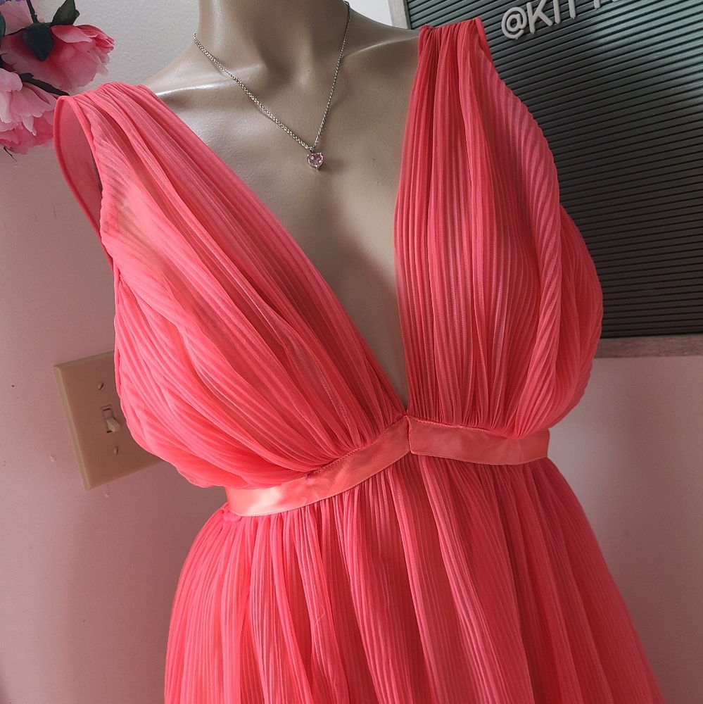 VTG 80's Warners Sheer Nylon Maxi Gown Size 34 - Picture 3 of 8